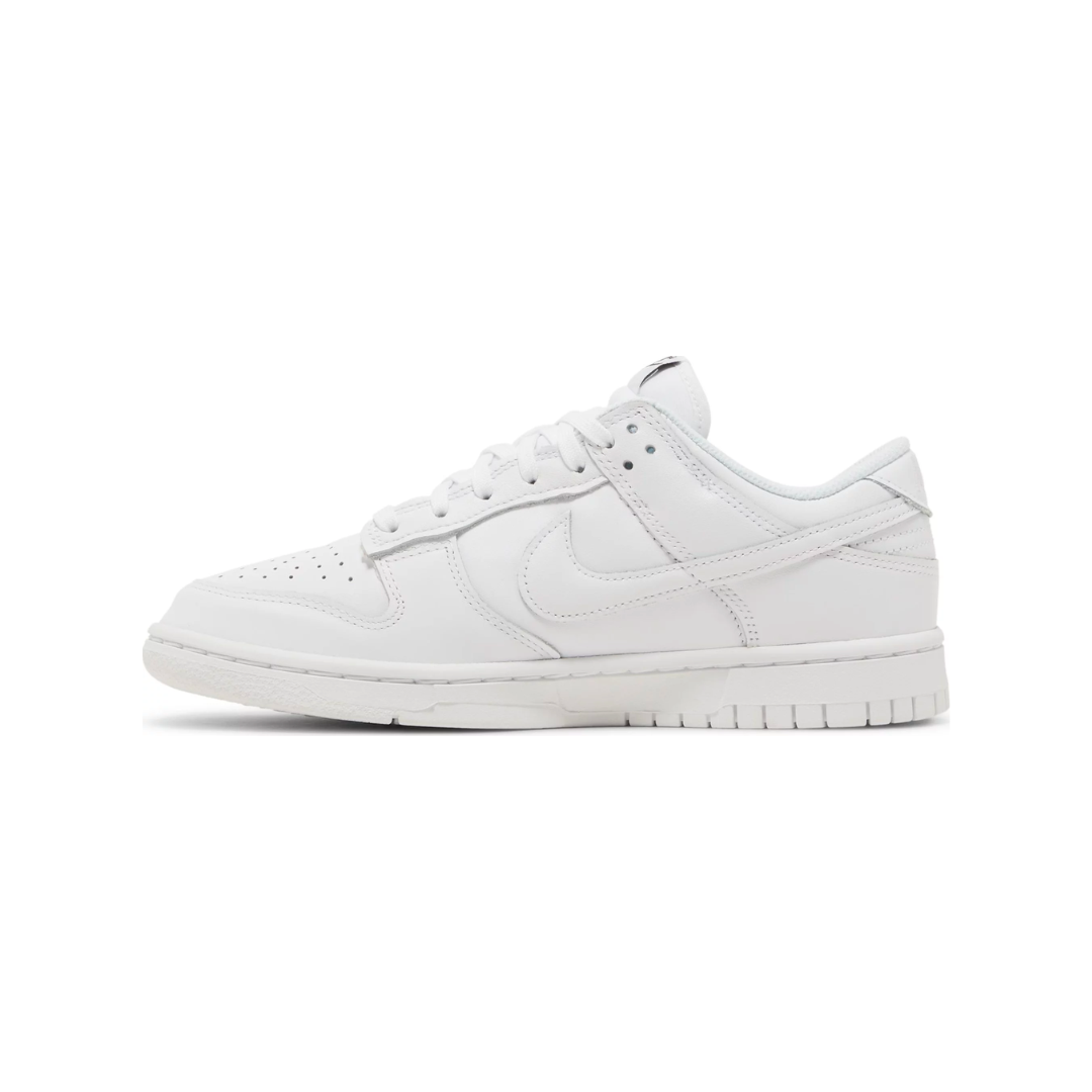 Wmns Dunk Low 'Triple White'